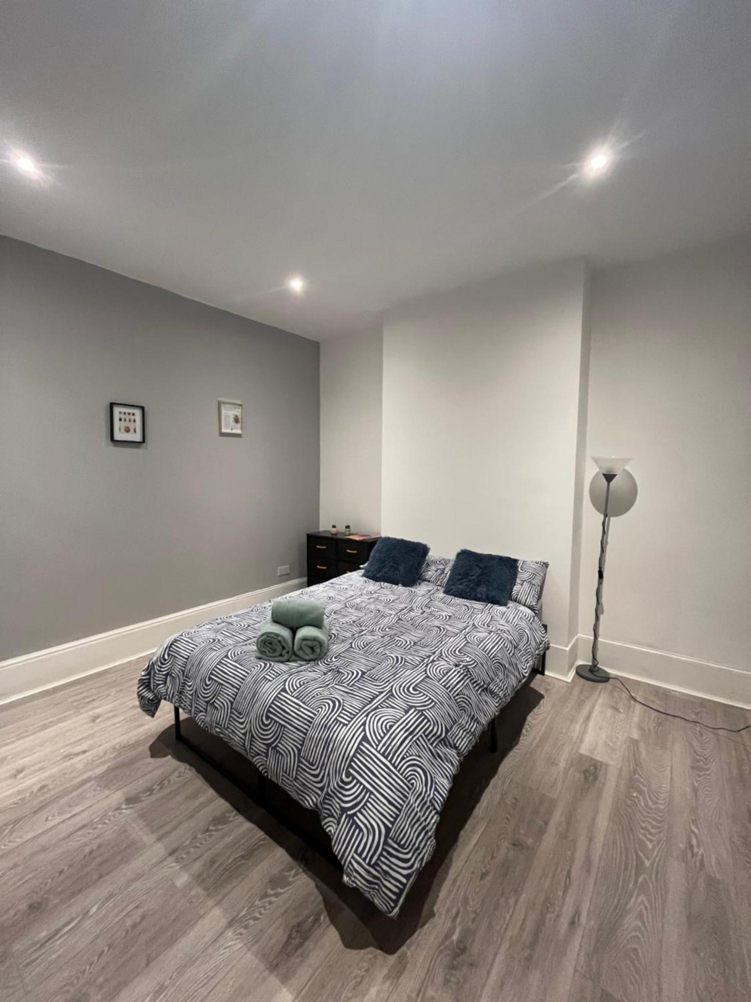 Super Central 2 Bed Flat Лондон Экстерьер фото